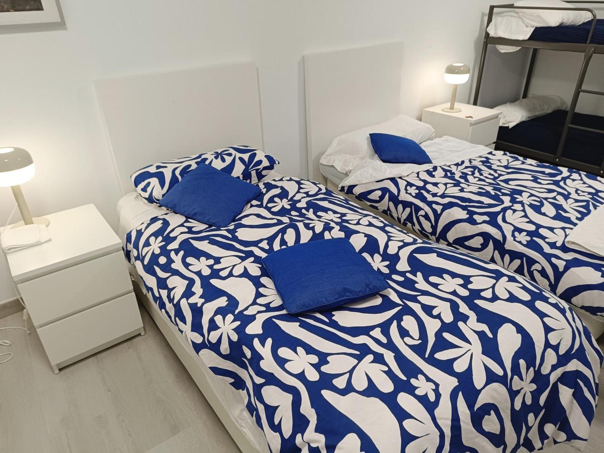 2-Centro Hab Compartida Masculina 8X Bed and Breakfast Madrid Exteriör bild